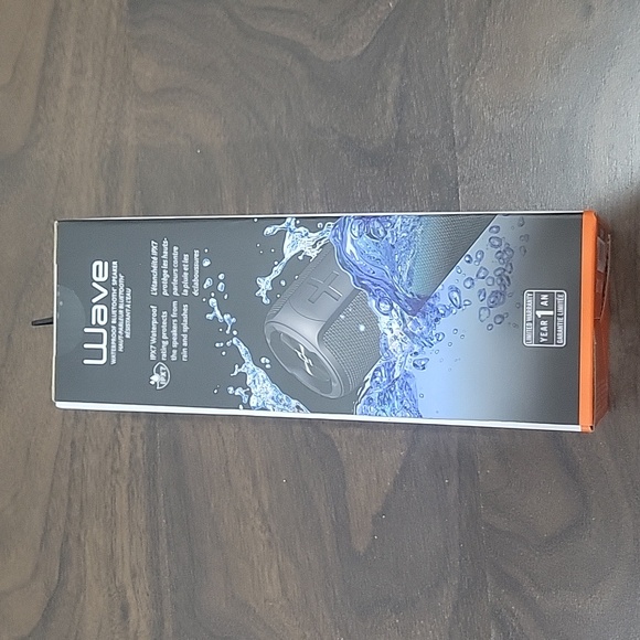 Wave IQ Waterproof Bluetooth Speaker - Picture 2 of 6